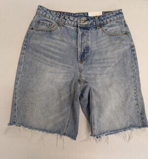 KBB By Kahlana Women’s Denim Shorts Light Wash Raw Hem Casual Size 4
